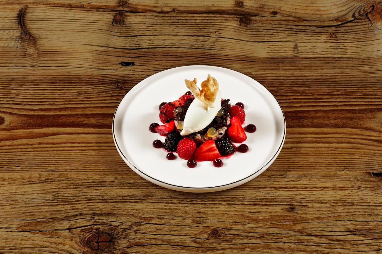 Adler Haeusern Gourmet & Spa Hotel エクステリア 写真